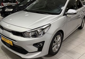 Kia Rio 103.512 km 12.390 &euro; Rotterdam 