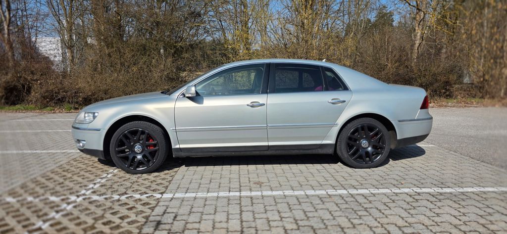 VW Phaeton 266.949 km 8.690 &euro; Waldkraiburg 84478