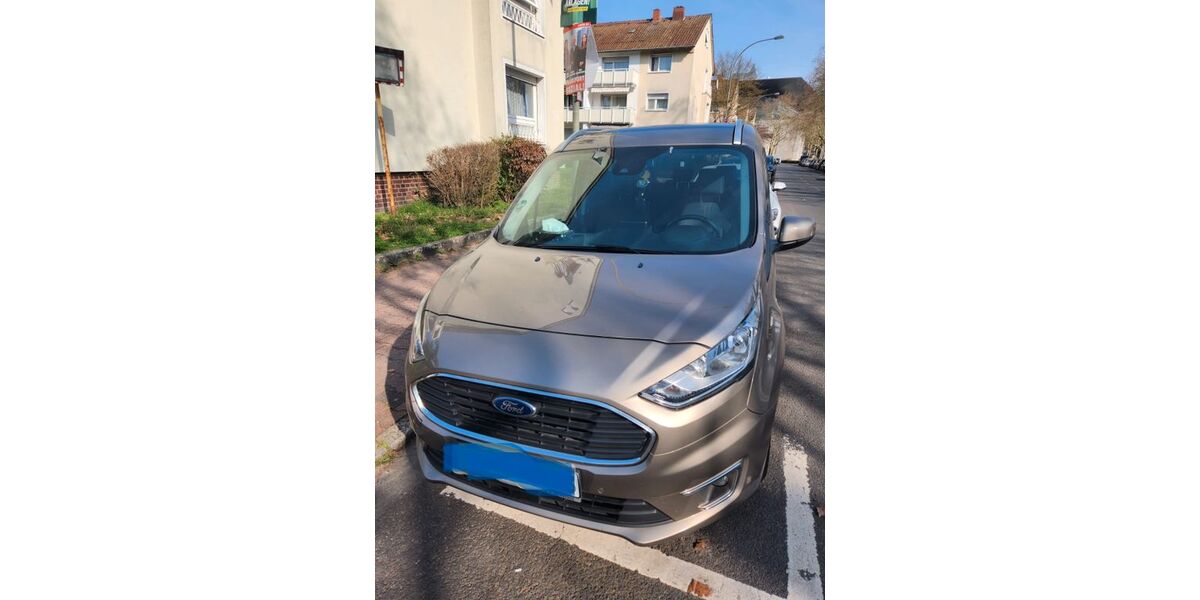 Ford Tourneo Connect 80.222 km 14.500 &euro; Frankfurt am Main 60486