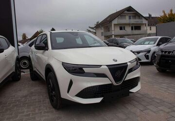 Alfa Romeo Junior 8.000 km 27.900 &euro; Mönchweiler 78087