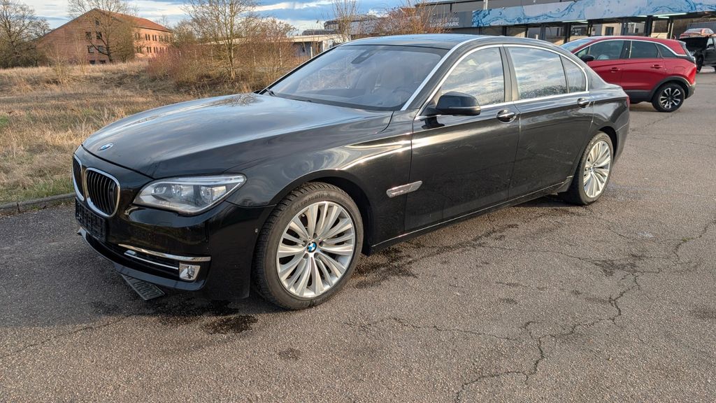BMW 750 171.000 km 19.990 &euro; Amberg 92224