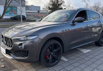 Maserati Levante 247.000 km 22.990 &euro; Freiburg 79108
