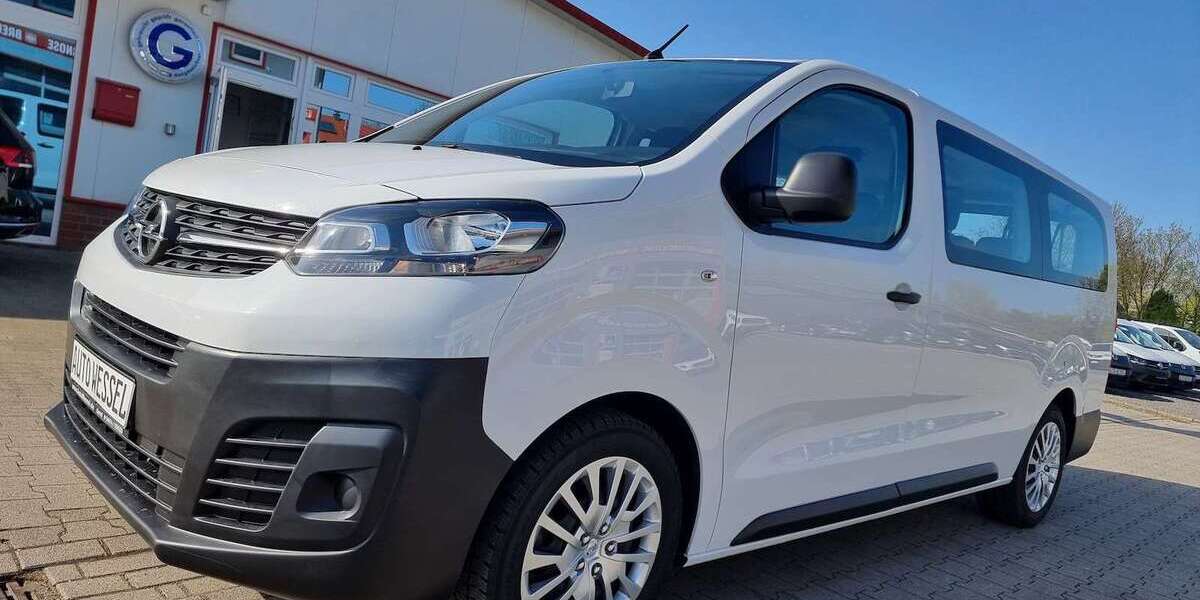 Opel Vivaro 84.300 km 29.999 &euro; Garrel 49681