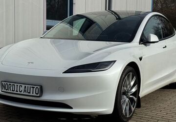 Tesla Model 3 71.400 km 37.995 &euro; Güstrow 18273