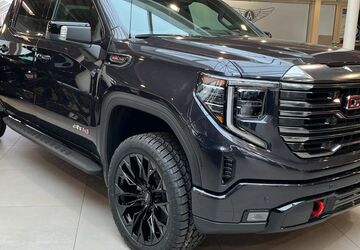 GMC Sierra 15.000 km 94.980 &euro; München 81825