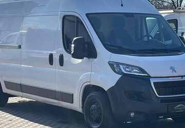 Peugeot Boxer 199.000 km 12.499 &euro; Berlin 13088