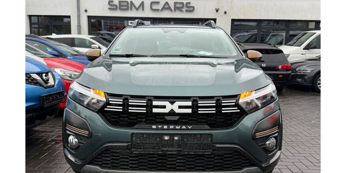 Dacia Sandero 4.200 km 17.999 &euro; Kelkheim 65779