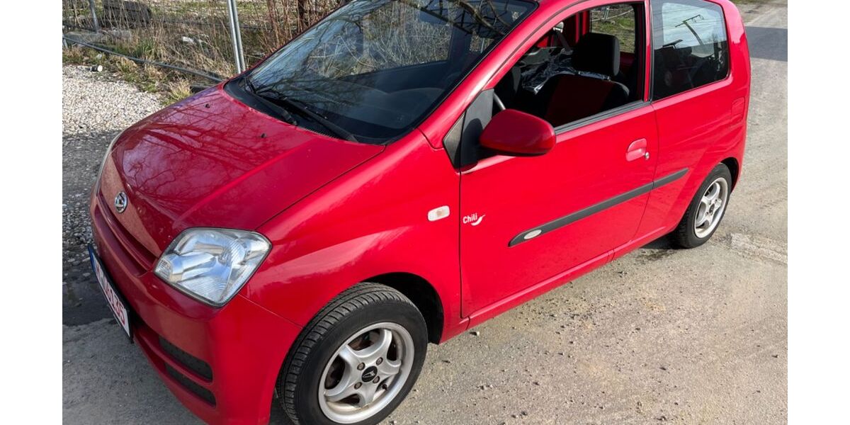 Daihatsu Cuore 128.111 km 999 &euro; München 81929