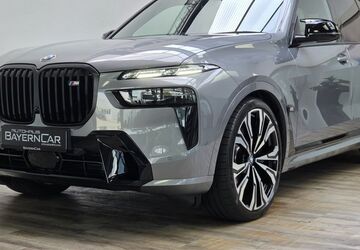 BMW X7 M60 5.650 km 122.789 &euro; Königsbrunn 86343