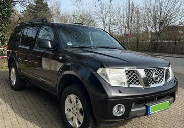 Nissan Pathfinder 292.000 km 4.799 &euro; Wuppertal 42289