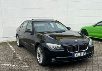 BMW 730 268.000 km 13.299 &euro; Varnhalt 76534