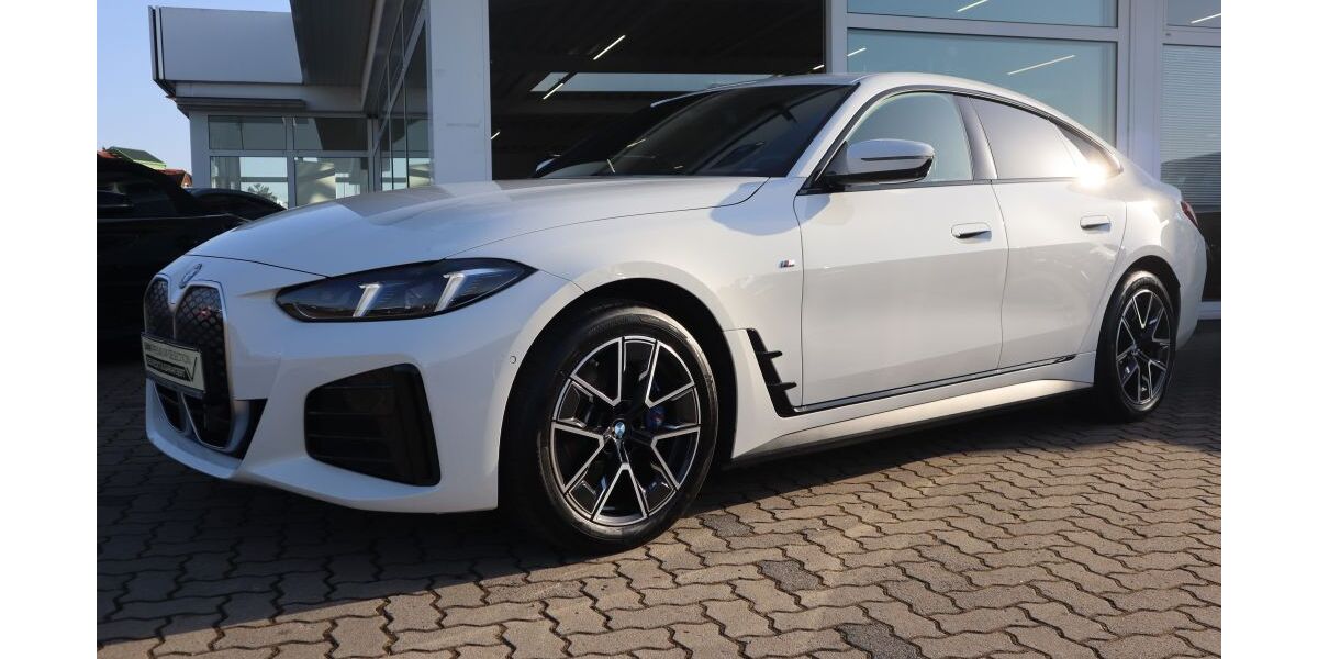 BMW i4 22.659 km 47.990 &euro; Karlstadt 97753