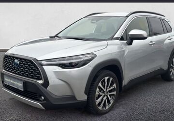 Toyota Corolla Cross 15.200 km 33.190 &euro; Lübbecke 32312