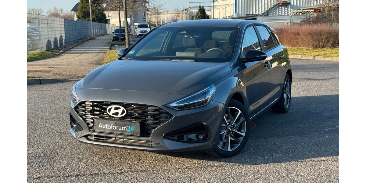 Hyundai i30 14.000 km 18.999 &euro; Jülich 52428