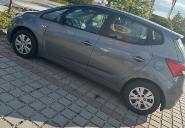 Hyundai ix20 89.000 km 4.900 &euro; Frontenhausen 84160