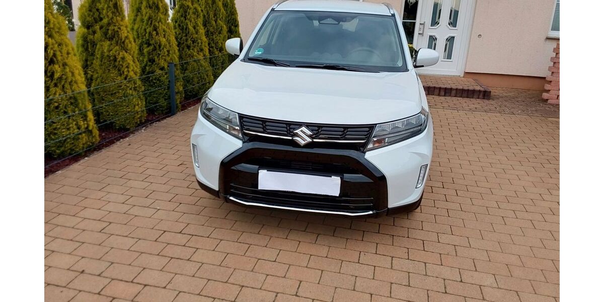 Suzuki Vitara 3.700 km 22.950 &euro; Luhden 31711
