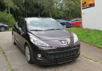 Peugeot 207 112.000 km 4.700 &euro; Schlangenbad 65388