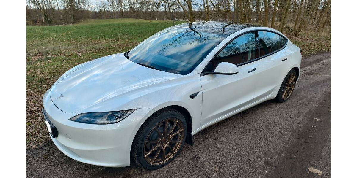 Tesla Model 3 21.500 km 42.400 &euro; Beelitz 14547
