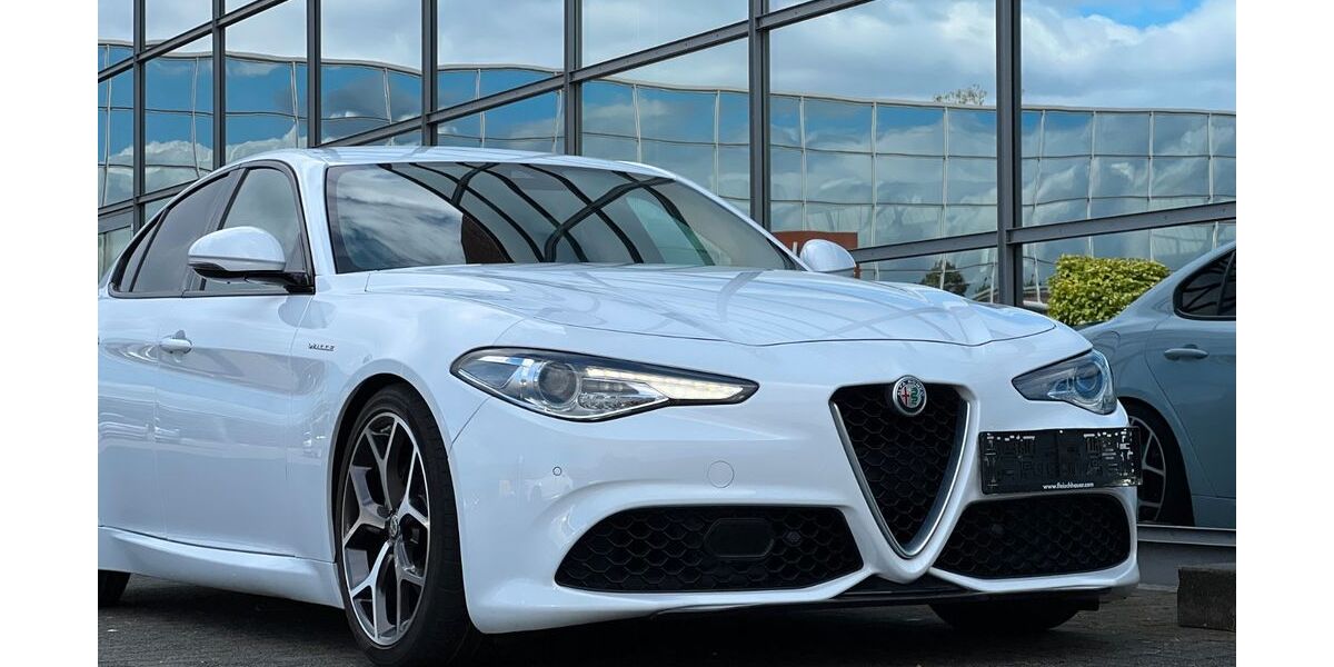 Alfa Romeo Giulia 28.944 km 33.990 &euro; Mönchengladbach 41068