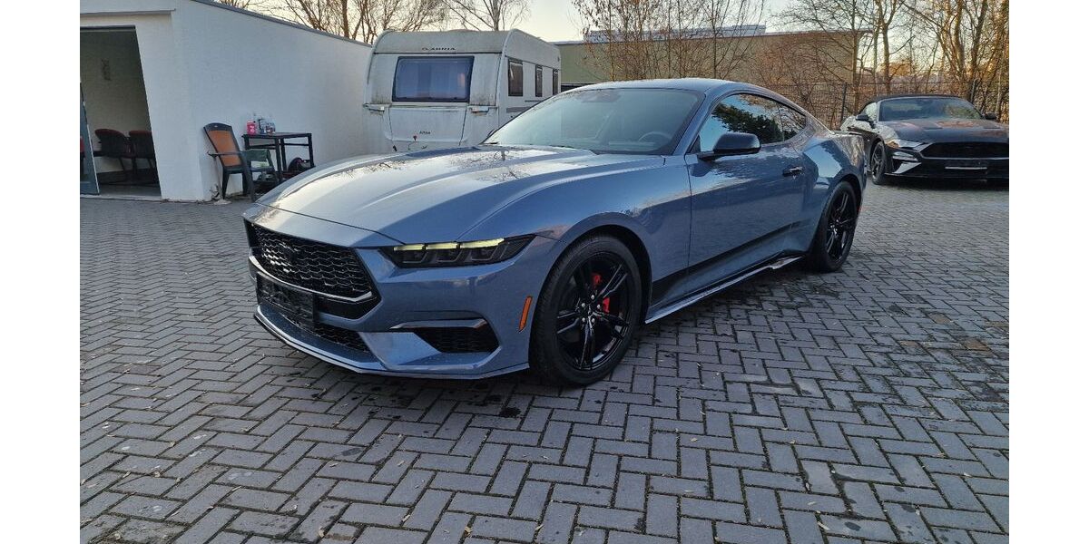 Ford Mustang 23.170 km 33.300 &euro; Northeim 37154