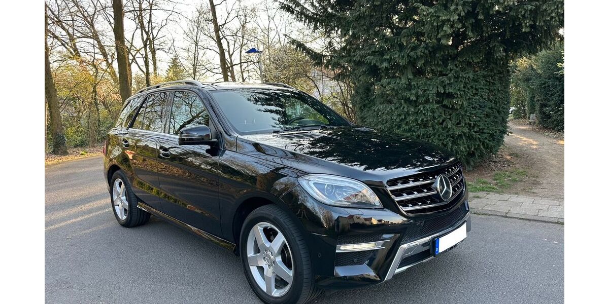 Mercedes-Benz ML 350 129.000 km 22.900 &euro; Kleinostheim 63801