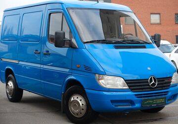 Mercedes-Benz Sprinter 195.030 km 12.990 &euro; Springe 31832