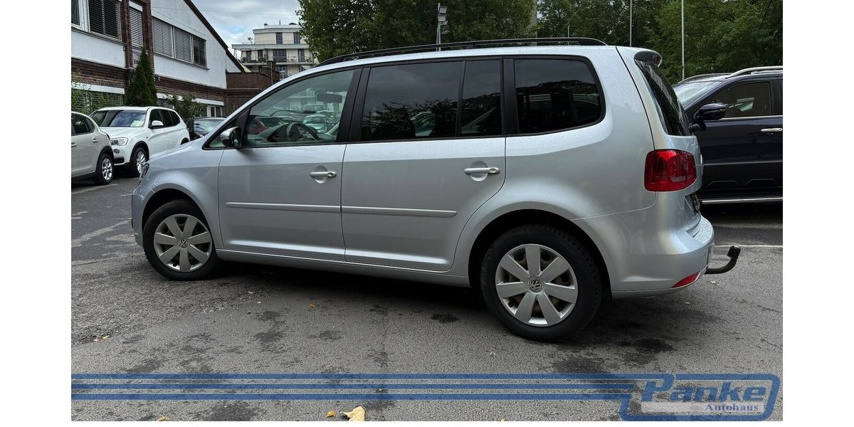 VW Touran Comfortline*7-sitz*AHK*Navi*SHZ*Tempo* 138.823 km 11.890 &euro; Berlin 13187