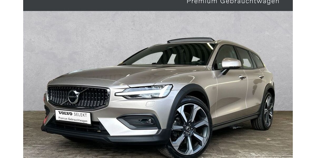 Volvo V60 Cross Country 47.200 km 37.890 &euro; Koblenz/Gwb. Arenberg 56077