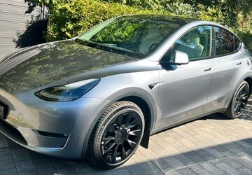 Tesla Model Y 33.500 km 37.500 &euro; Berlin 13507