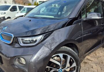 BMW i3 45.000 km 13.490 &euro; München 81247