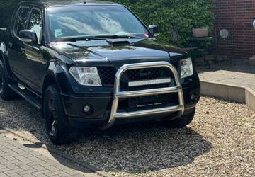 Nissan Navara 179.000 km 13.950 &euro; Gescher 48712