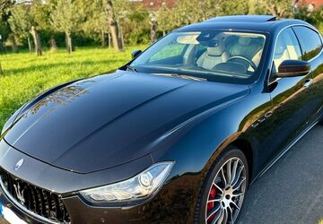 Maserati Ghibli 98.000 km 29.900 &euro; Frankfurt 60433