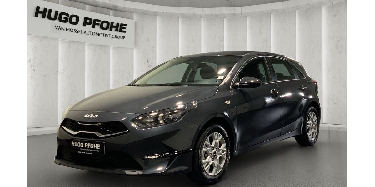Kia ceed / Ceed 2.500 km 23.890 &euro; Hamburg 22335