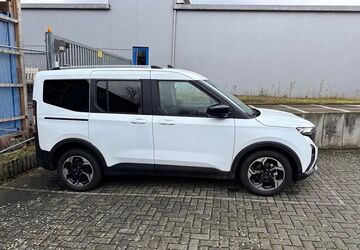 Ford Tourneo Courier 3.500 km 23.450 &euro; Saarburg 54439