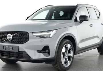 Volvo XC40 23.688 km 34.480 &euro; Aachen 52078