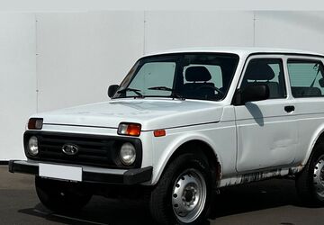 Lada Niva 66.645 km 5.190 &euro; Passau 94036