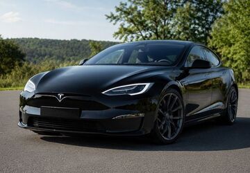 Tesla Model S 27.444 km 139.999 &euro; Burbach 57299