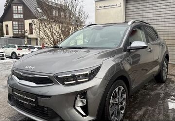 Kia Stonic 20.500 km 21.400 &euro; Wiesbaden 65199