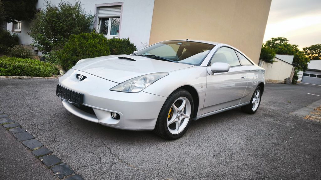 Toyota Celica 169.000 km 4.900 &euro; Schweinfurt 97424
