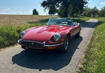 Jaguar E-Type 89.000 km 57.500 &euro; Gaienhofen 79343