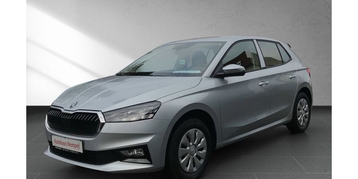 Skoda Fabia 4.800 km 17.990 &euro; Gera 07548