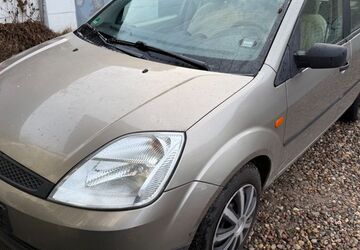 Ford Fiesta 134.000 km 1.350 &euro; Berlin 10245