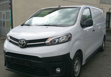 Toyota Proace (Verso) 100.000 km 13.960 &euro; Sindelfingen 71065