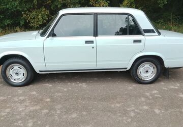 Lada 2107 35.100 km 7.500 &euro; Spelle 48480