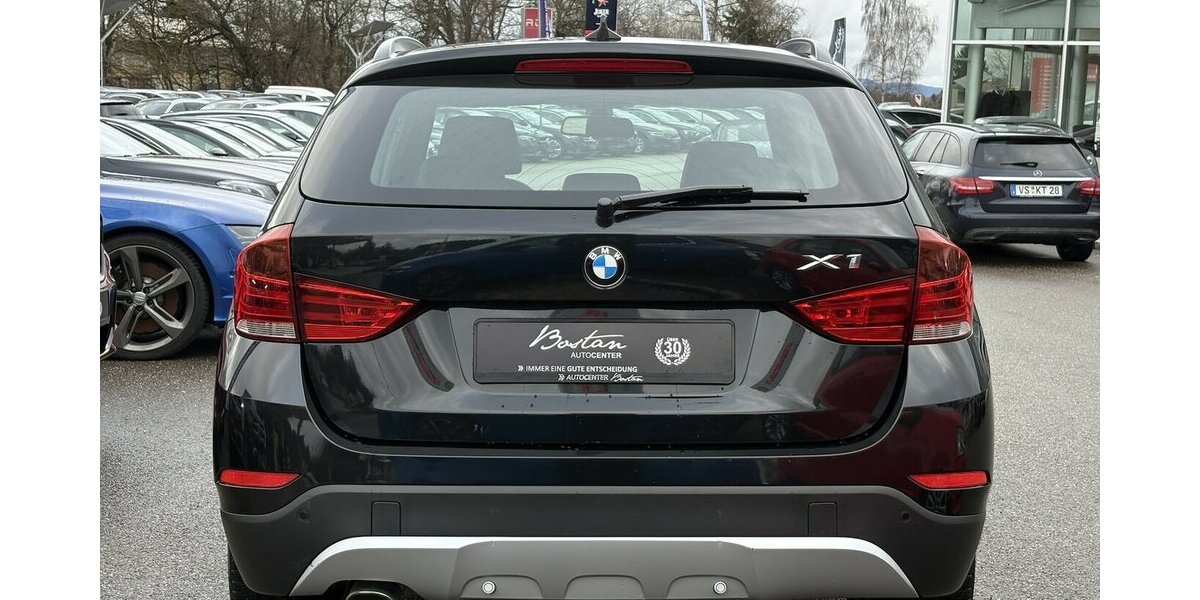 BMW X1 20d xDrive BI-XENON/TEMPOMAT/NAVI/PDC/SHZ/DAB 79.104 km 16.900 &euro; Villingen-Schwenningen 78054