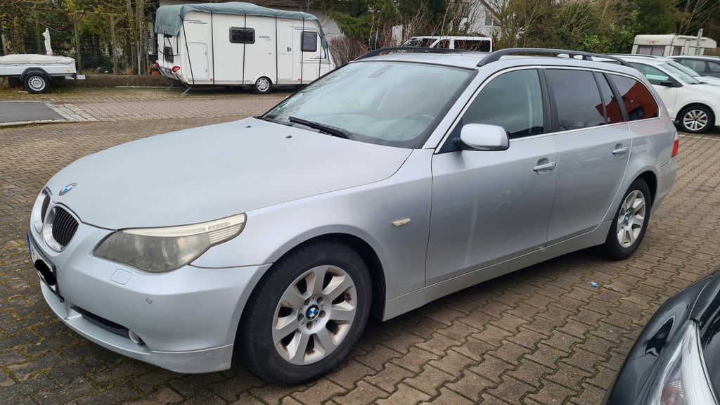 BMW 523 220.000 km 2.100 &euro; Baiersdorf 91083