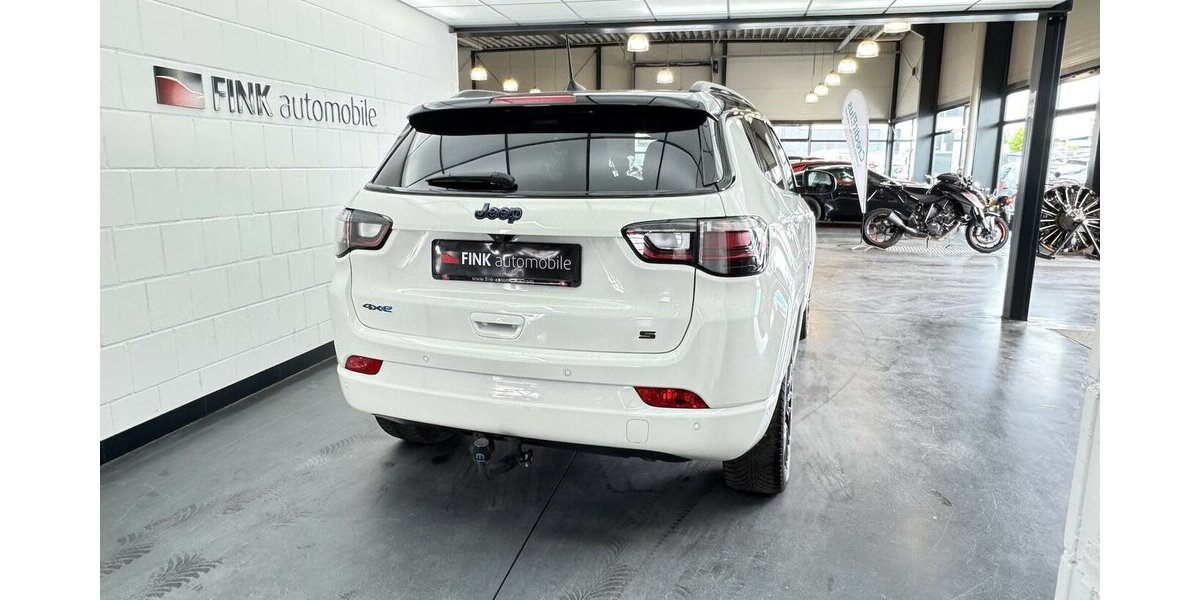 Jeep Compass S Plug-IN Hybrid 4WD 1.Hand Anhängerkplg 61.880 km 24.820 &euro; Lich 35423