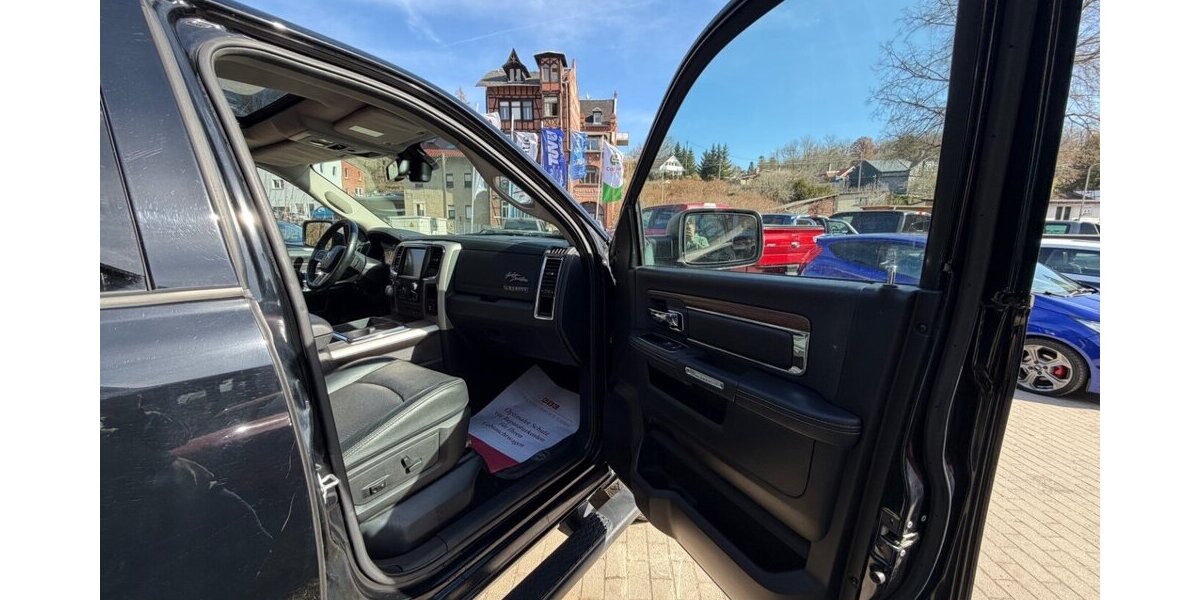 Dodge RAM 1500 5,7 HEMI LARAMIE UNFALLFREI 126.000 km 32.500 &euro; Rudolstadt 07407