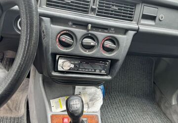 Mercedes-Benz 190 214.067 km 2.000 &euro; Trier 54293