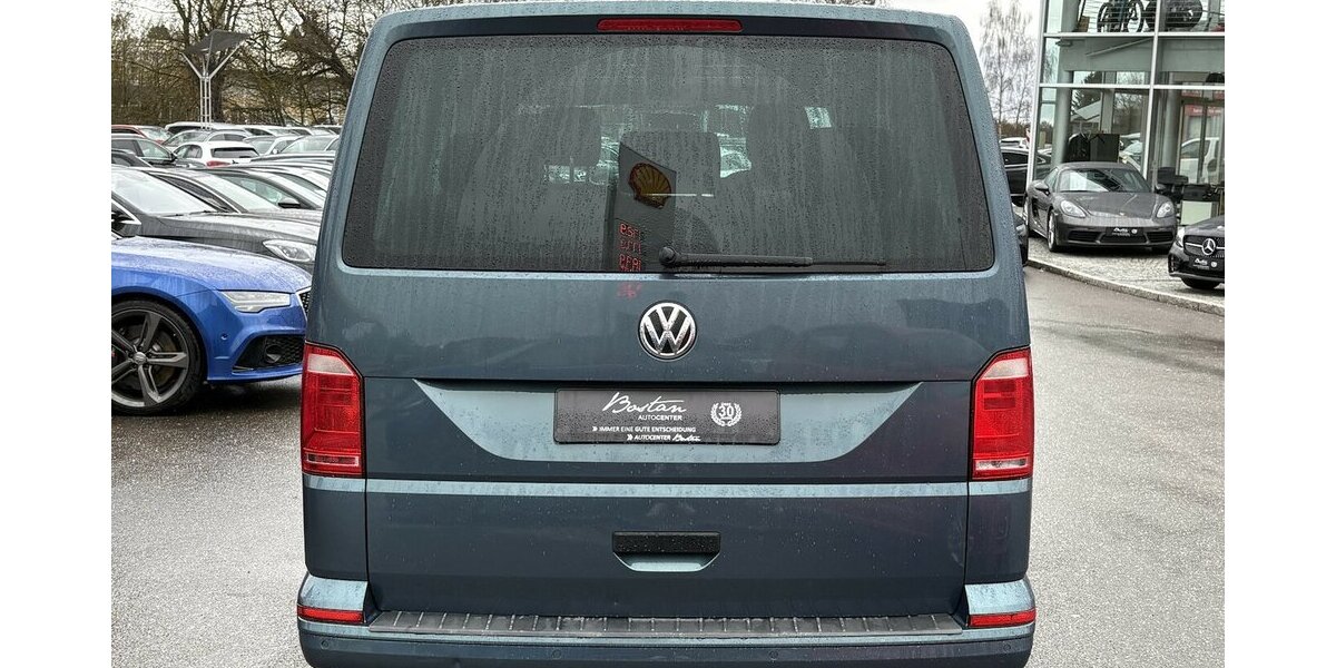 VW T6 Multivan Trendline SHZ/AHK/7.SITZ/TEMPOMAT 123.500 km 27.900 &euro; Villingen-Schwenningen 78054